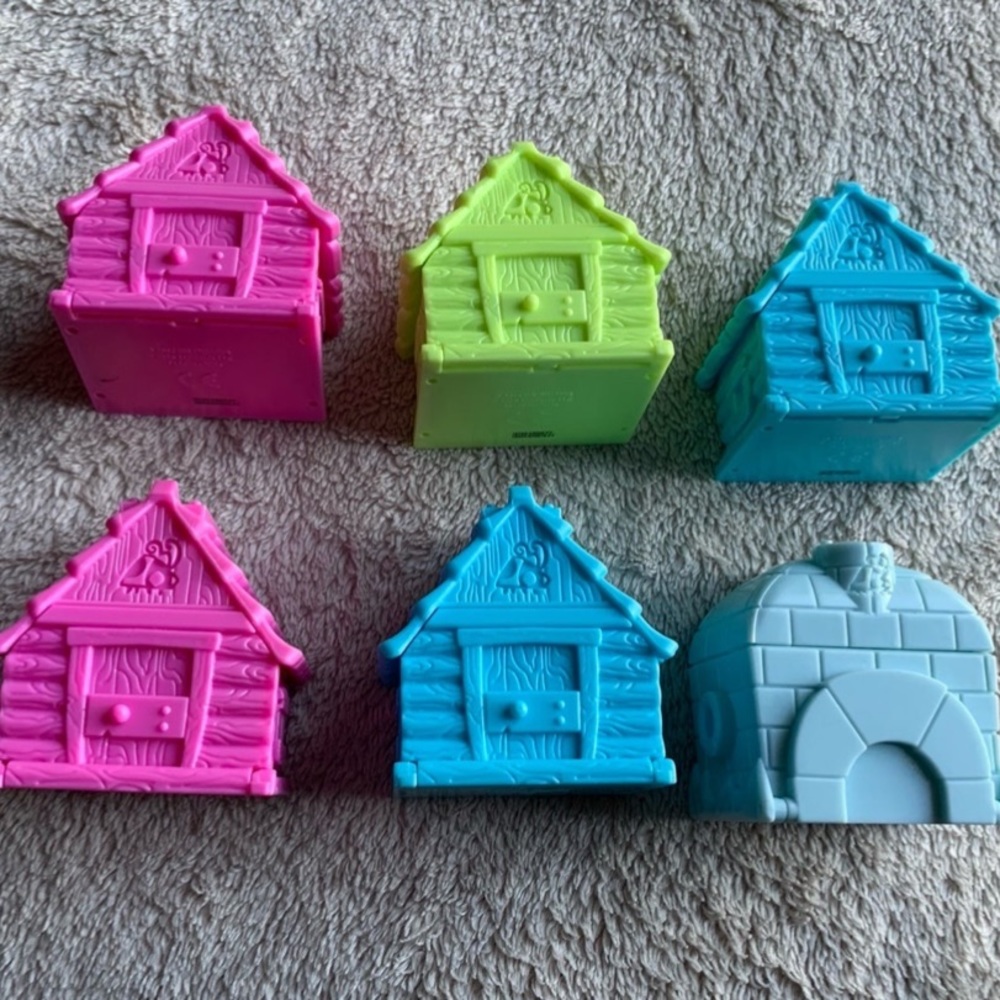 Animal Jam Den Lot